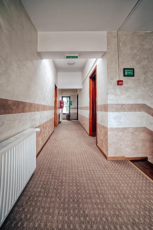 Albergue Casa Vatra Rădăuţi Exterior foto