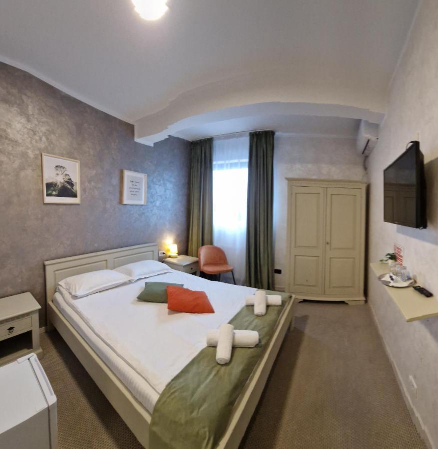 Albergue Casa Vatra Rădăuţi Exterior foto